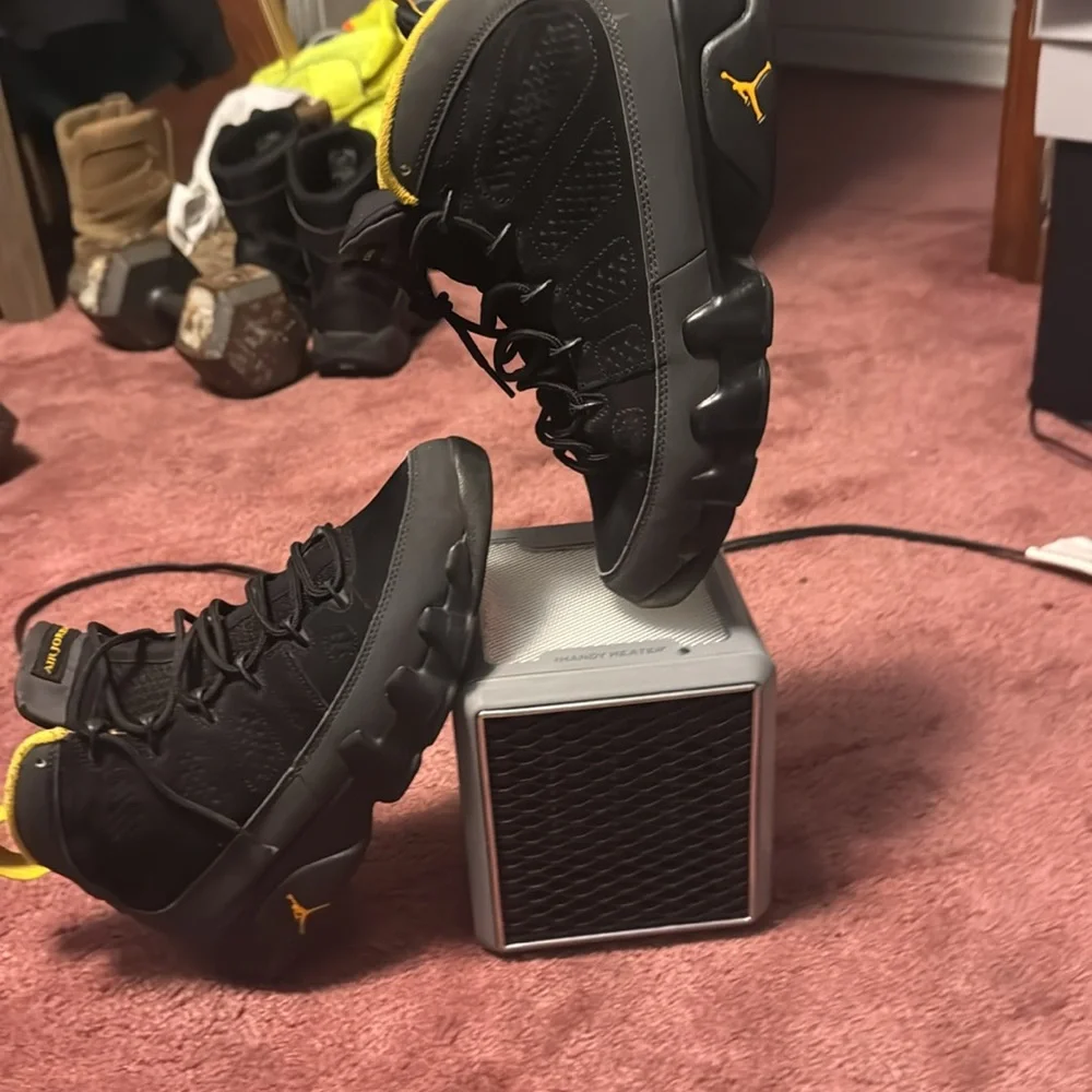 Used - Picture 5 of 6